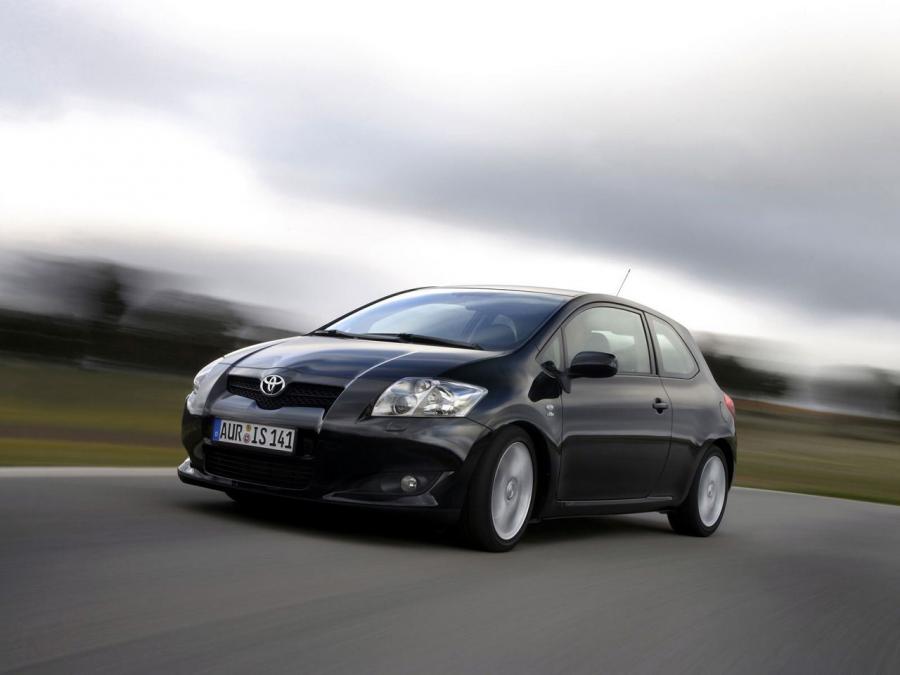  Toyota Auris 3-Door 2007 года  (фото 4 из 9)